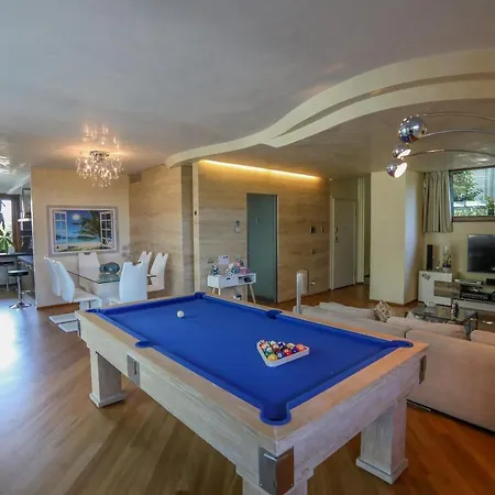 Bed & Breakfast Eden Island 2*