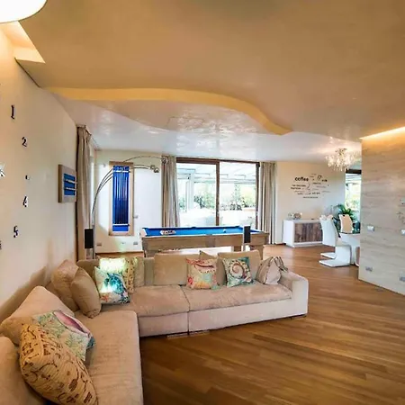 Bed & Breakfast Eden Island